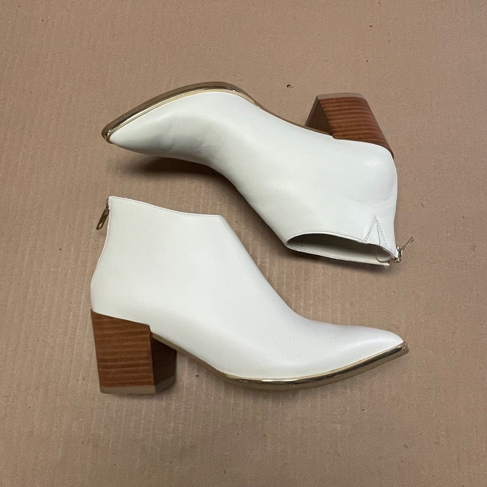 VANELi Women's Sz 5 Xhoana Pointed Toe Ankle Bootie Wooden Block Heel and Zipper